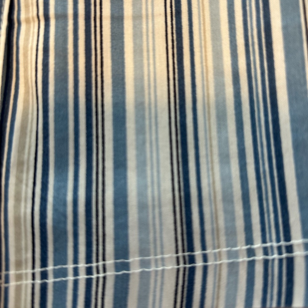 Stylish & Crisp Emily Daniels Blue Striped Women’s Large Shirt - NWOT - Picture 7 of 10